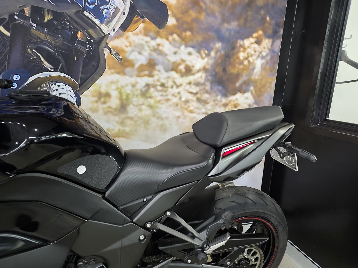 2022 KAWASAKI NINJA 1000SX SPORTS