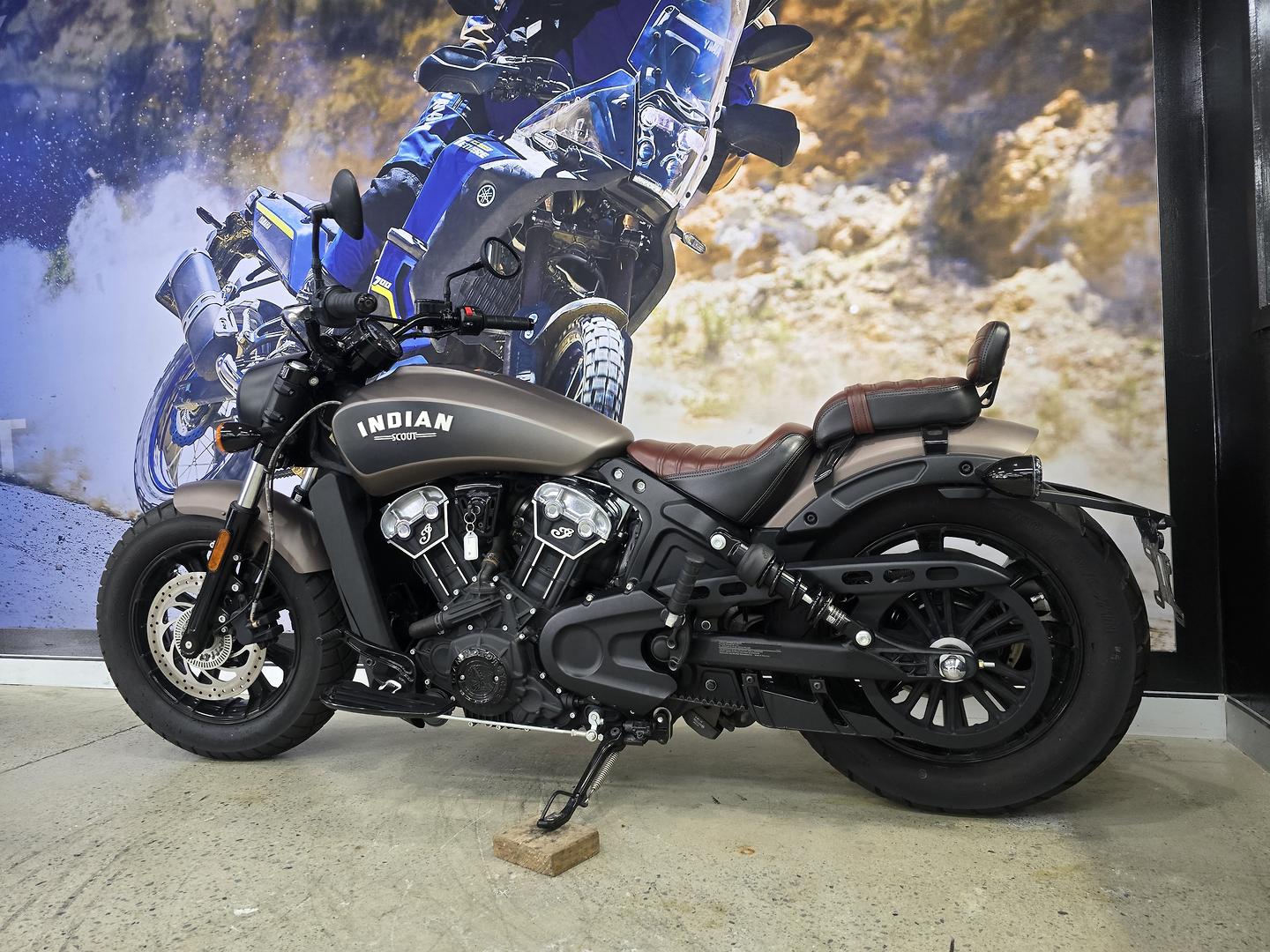 2018 INDIAN SCOUT BOBBER BRONZE SMOKE CRUISER