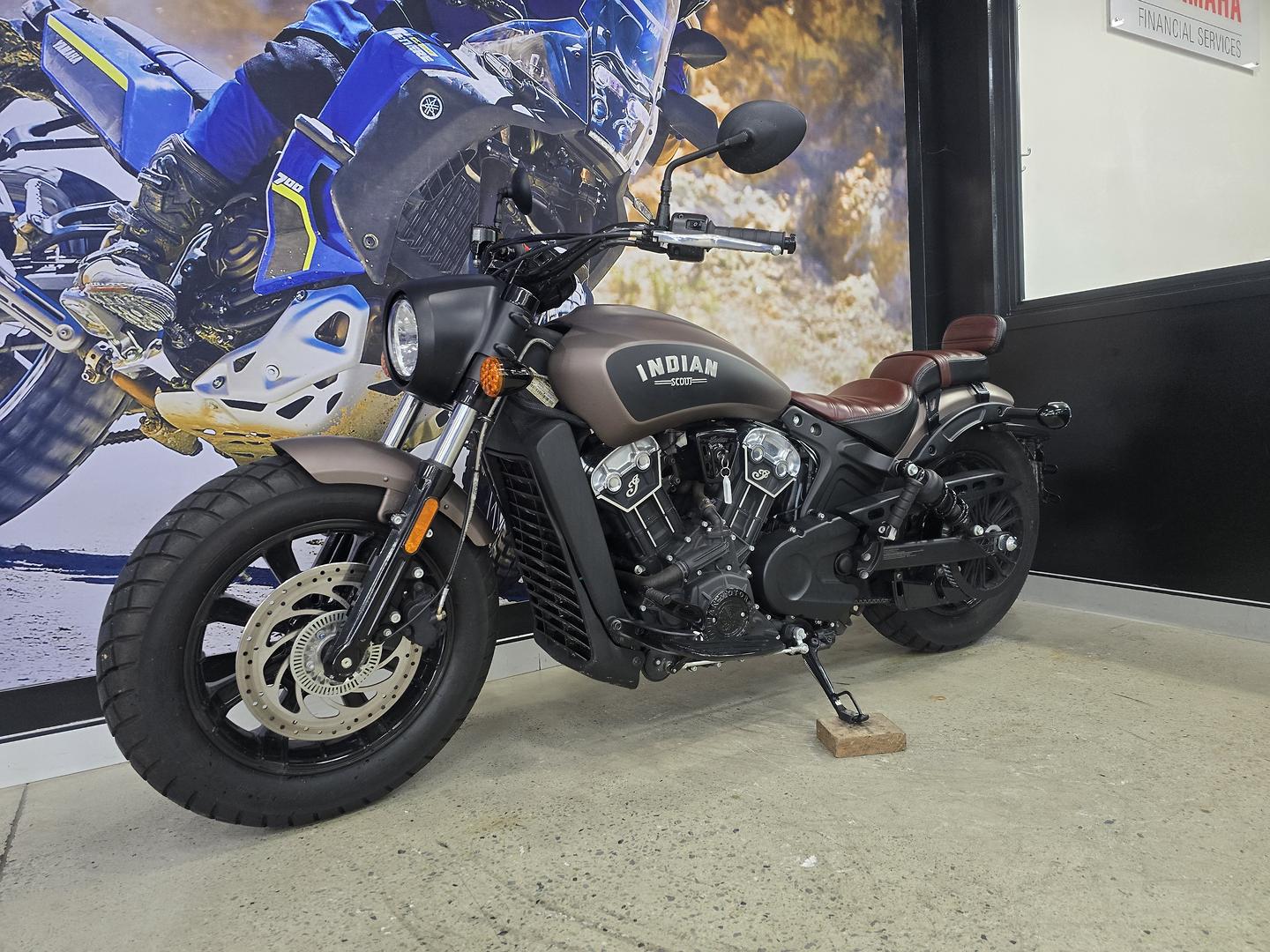 2018 INDIAN SCOUT BOBBER BRONZE SMOKE CRUISER