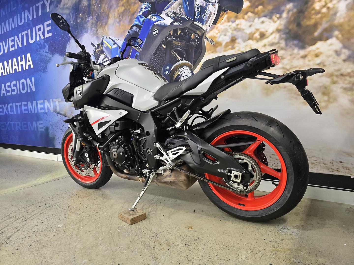 2021 YAMAHA MT-10A SPORTS