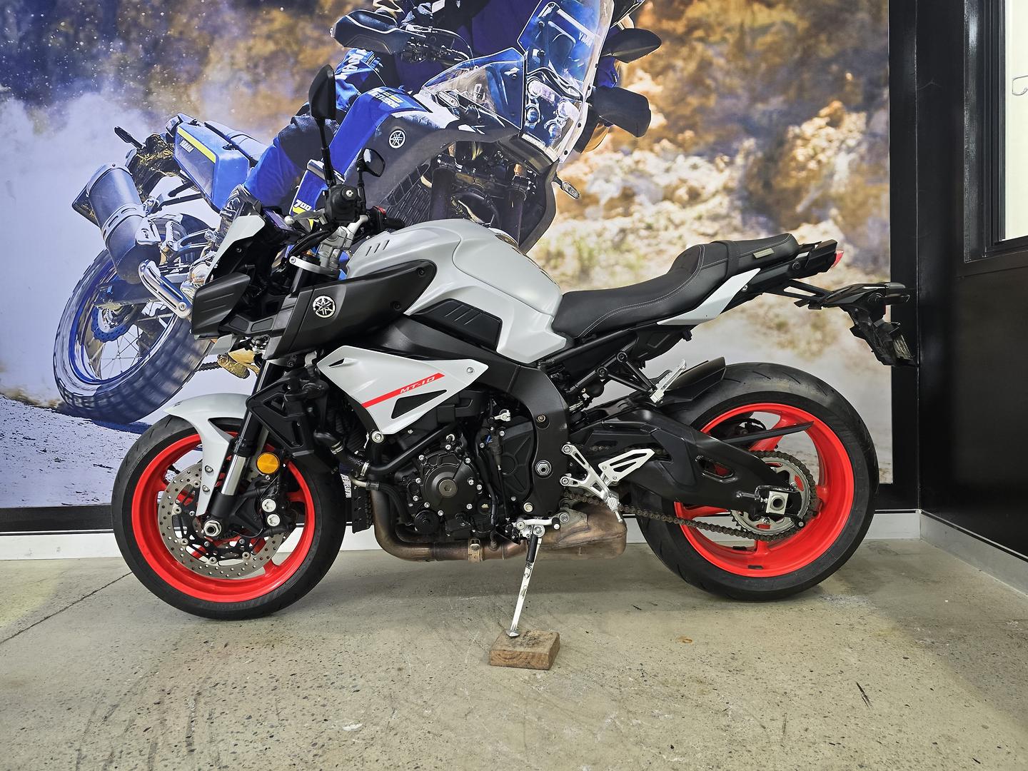 2021 YAMAHA MT-10A SPORTS