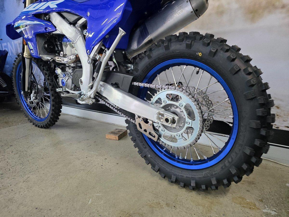 2025 YAMAHA WR250F ENDURO