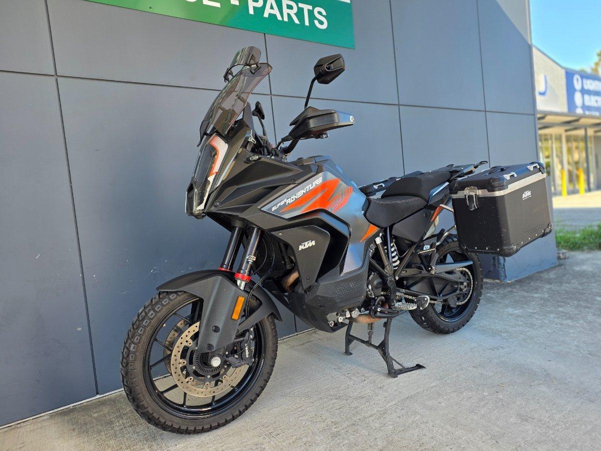 2022 KTM SUPER ADVENTURE S DUAL SPORTS