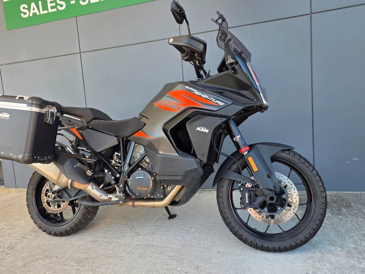 2022 KTM SUPER ADVENTURE S DUAL SPORTS