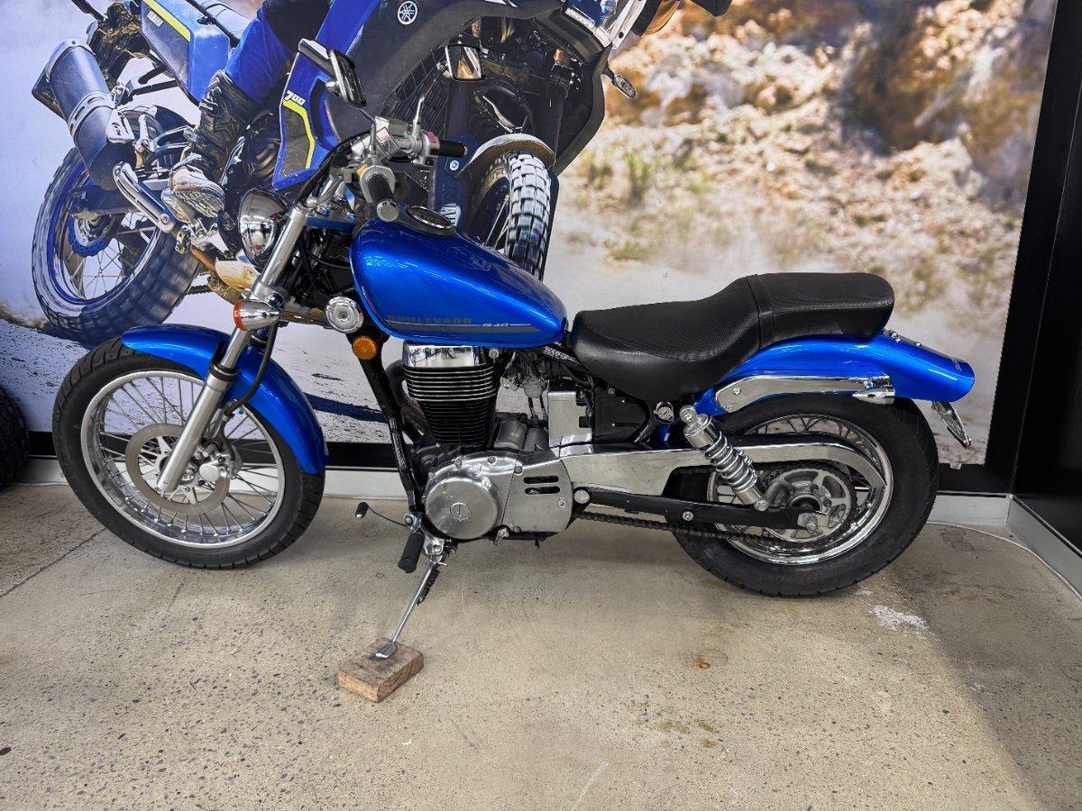 2015 SUZUKI BOULEVARD S40 CRUISER