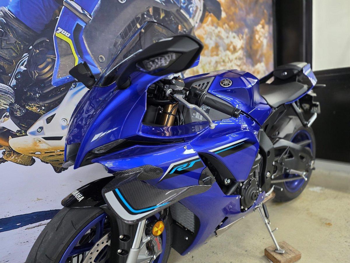 2025 YAMAHA YZF-R1 SPORTS
