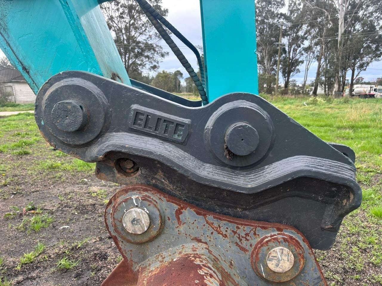 KOBELCO EXCAVATOR