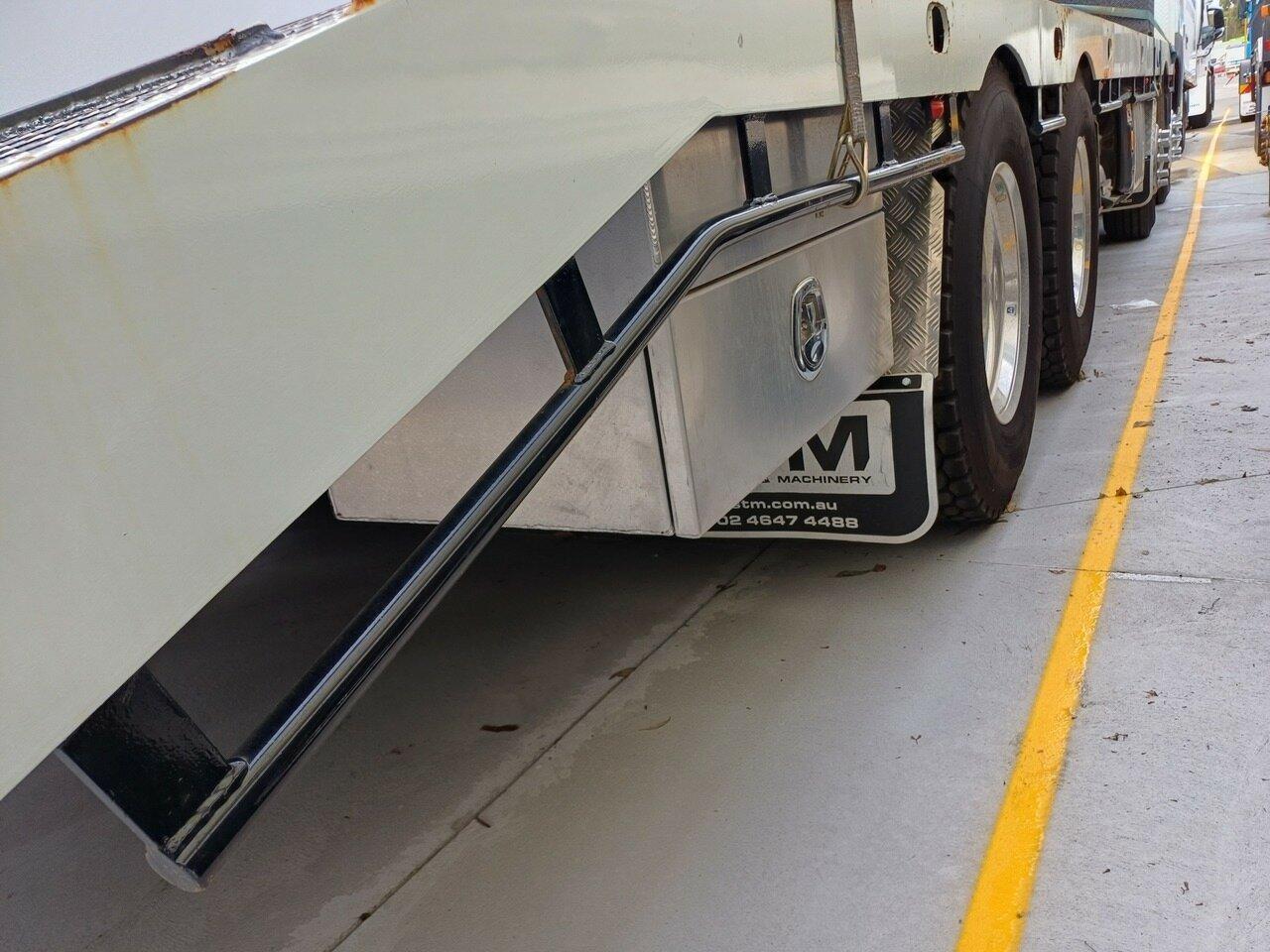 2023 FUSO SHOGUN FS76 C/CHAS