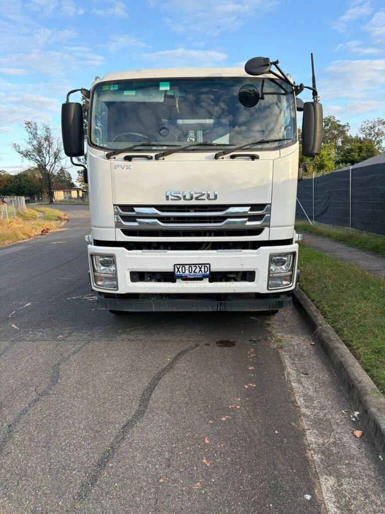 2023 ISUZU FYX FH 350 (10x4) 6 SP AUTOMATIC BIN LIFTER