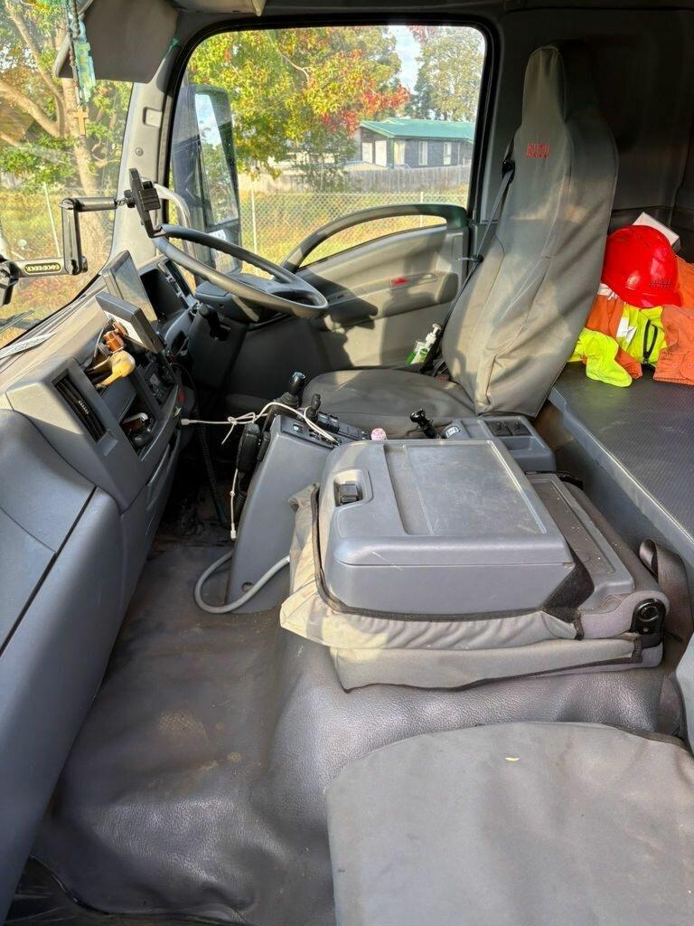 2023 ISUZU FYX FH 350 (10x4) 6 SP AUTOMATIC BIN LIFTER