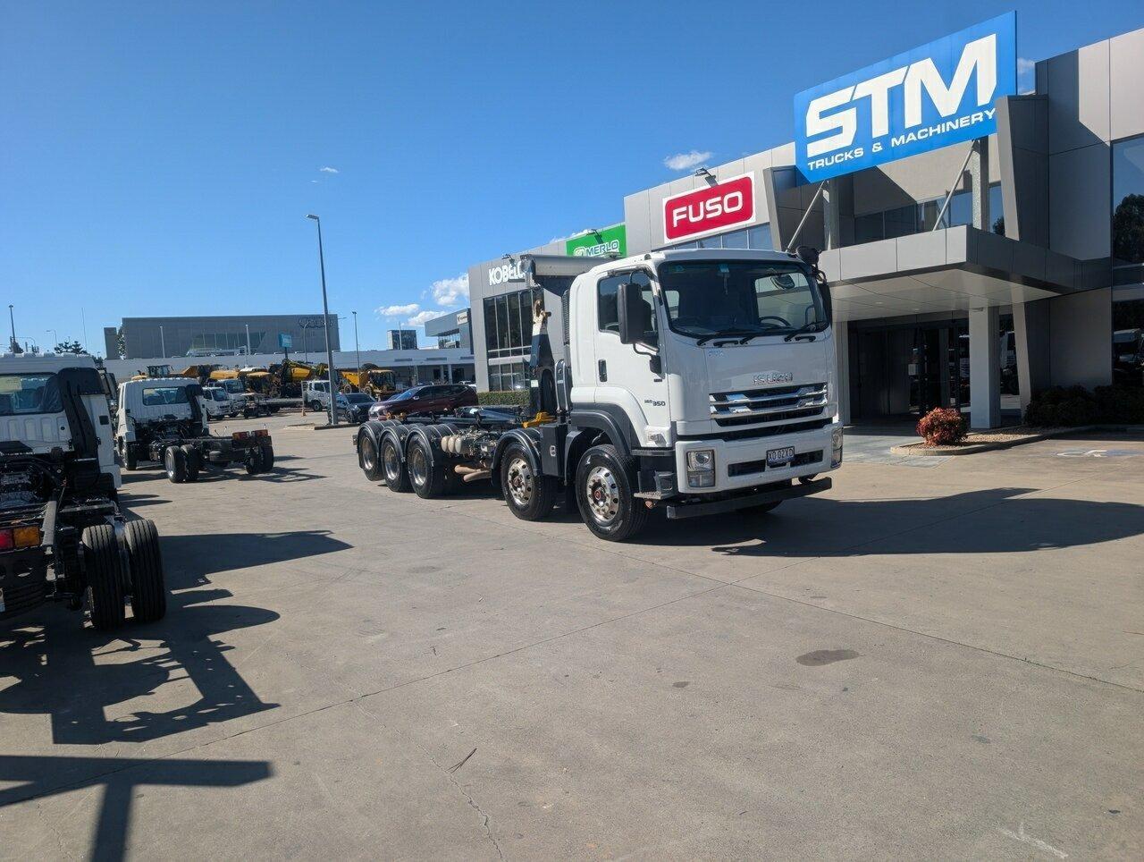 2023 ISUZU FYX FH 350 (10x4) 6 SP AUTOMATIC BIN LIFTER