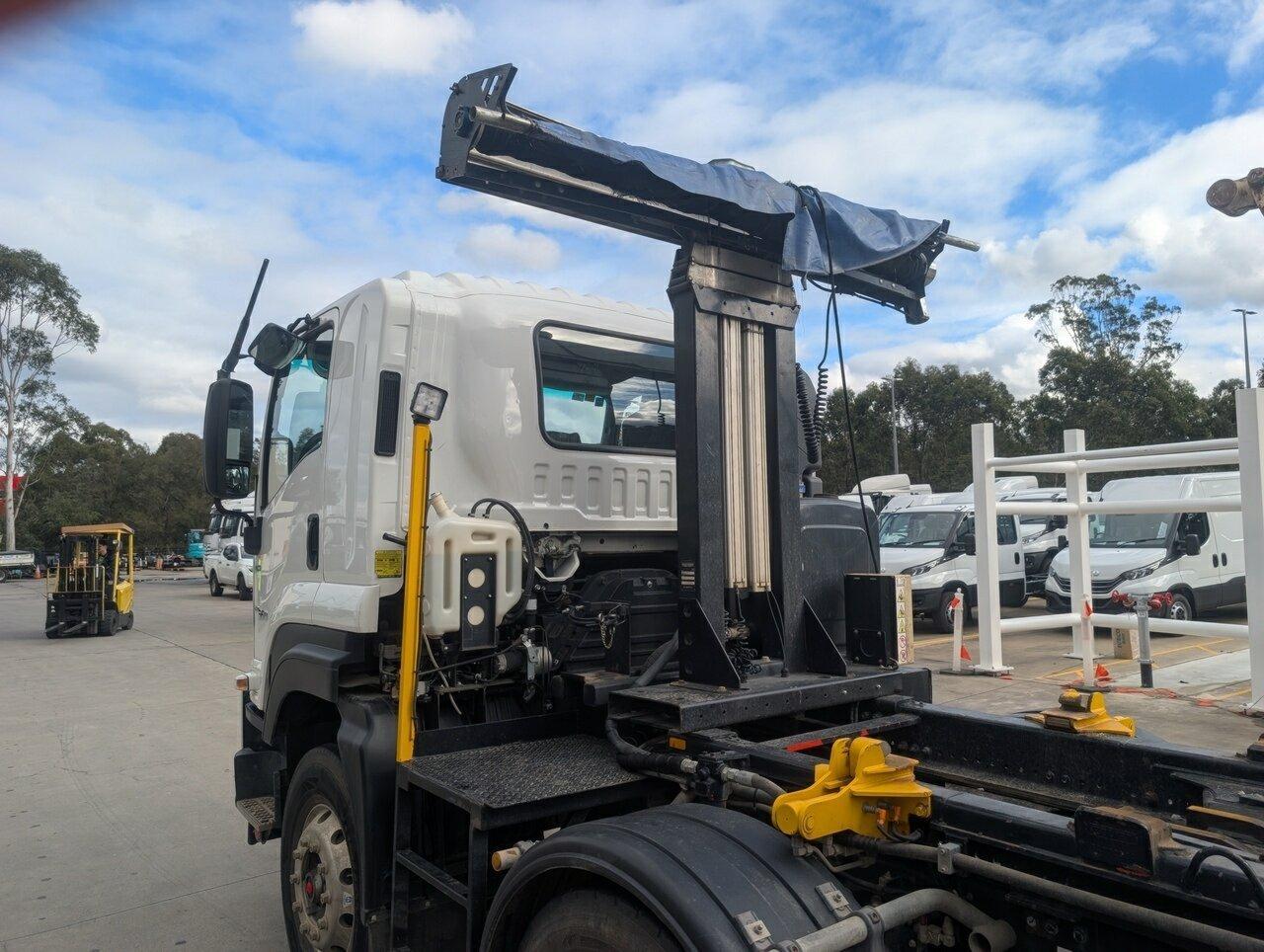 2023 ISUZU FYX FH 350 (10x4) 6 SP AUTOMATIC BIN LIFTER