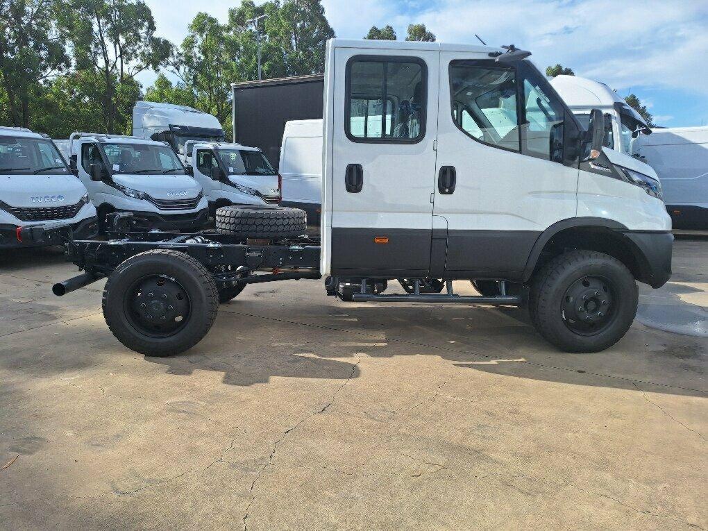 2024 IVECO DAILY (4x4) DUAL C/CHAS