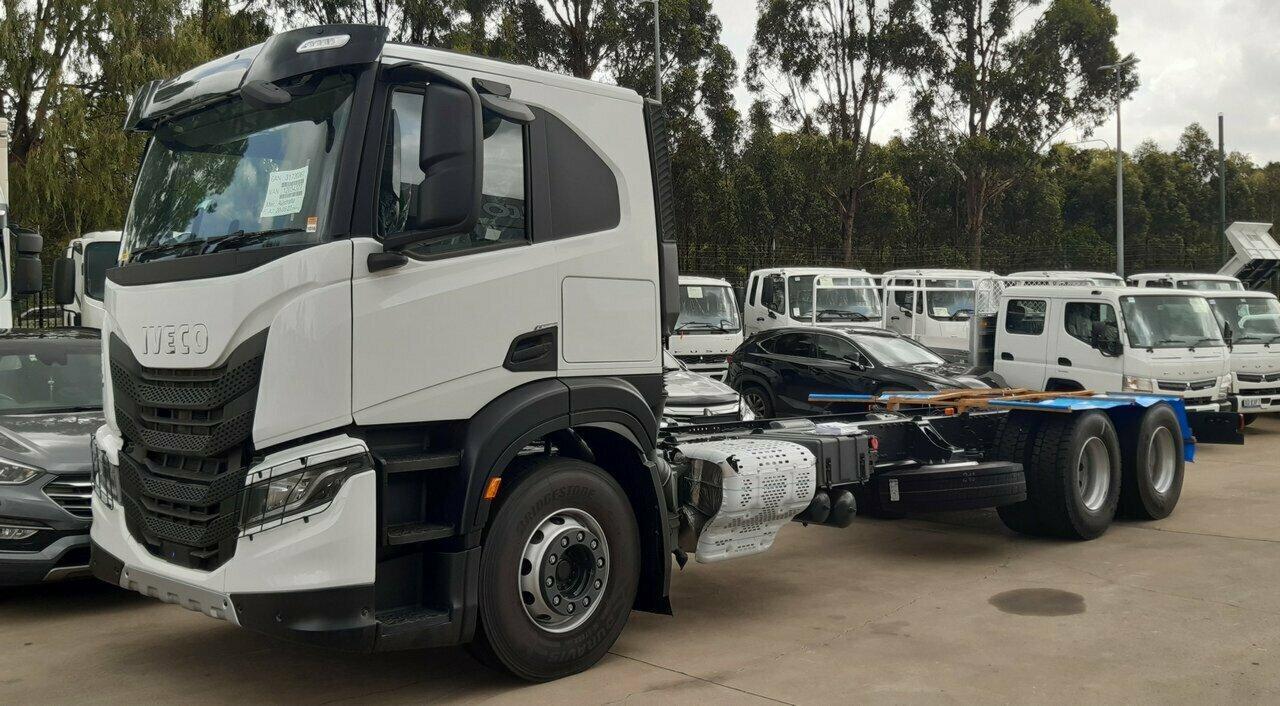 2024 IVECO S-WAY (6x2) AT360 6X2 HIGH ROOF SLEEPER PRIME MOVER