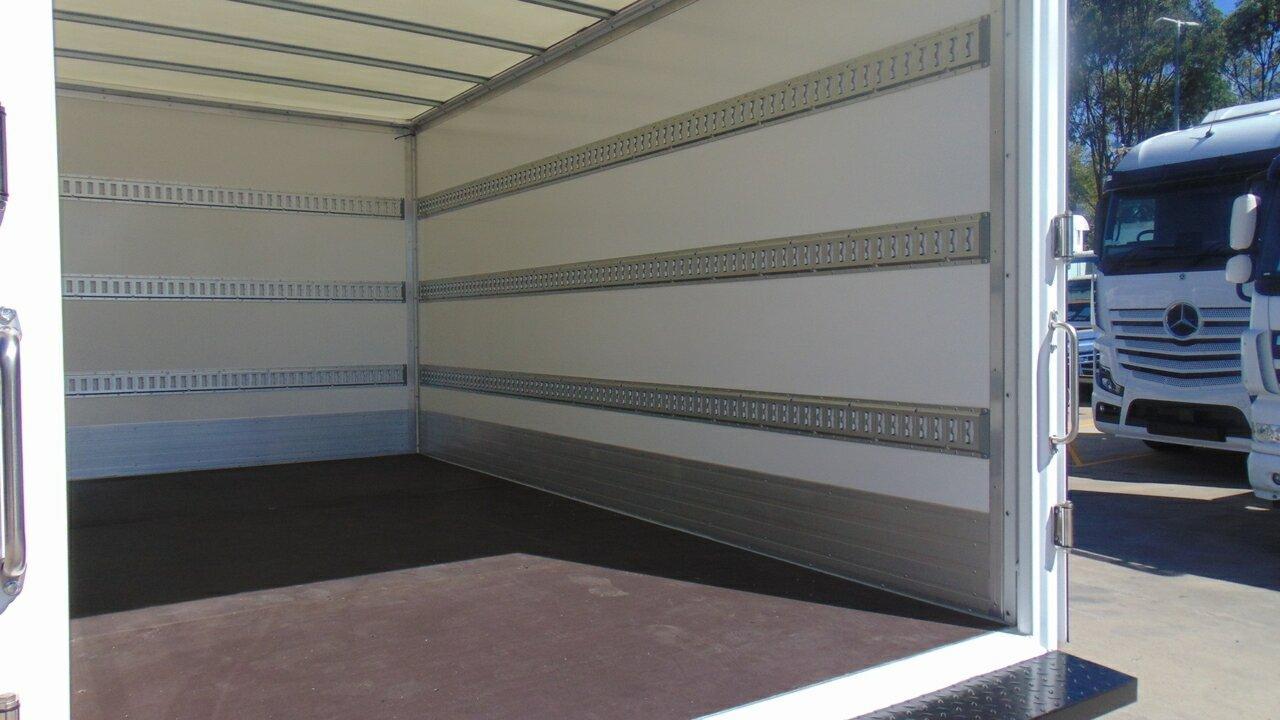 2024 FUSO CANTER 515W PANTECH
