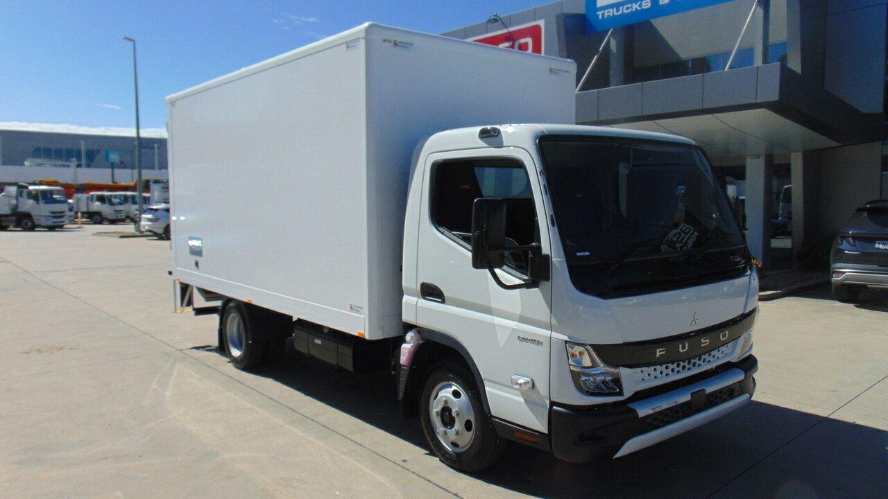 2024 FUSO CANTER 515W PANTECH