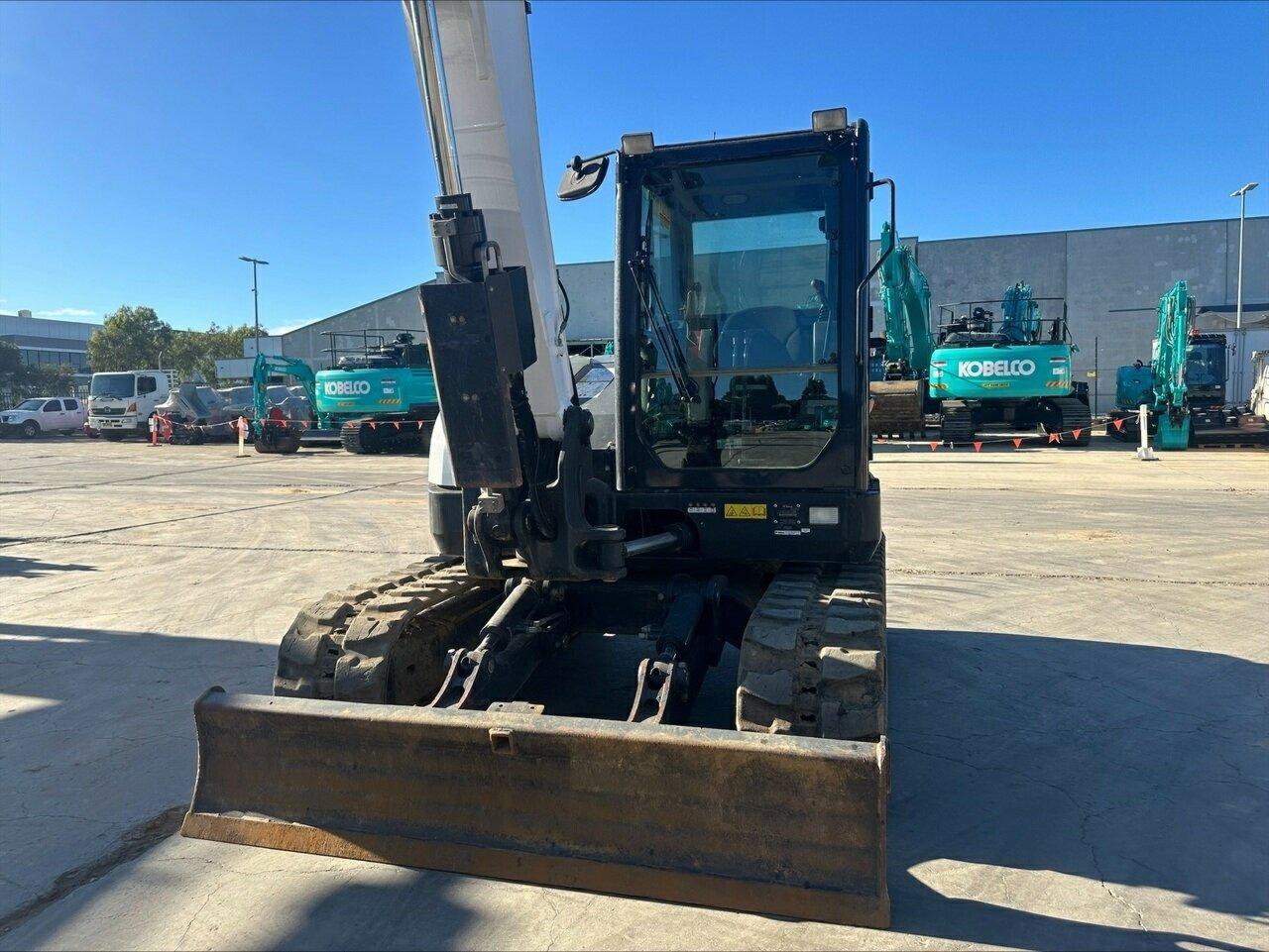 2019 BOBCAT E85 EXCAVATOR