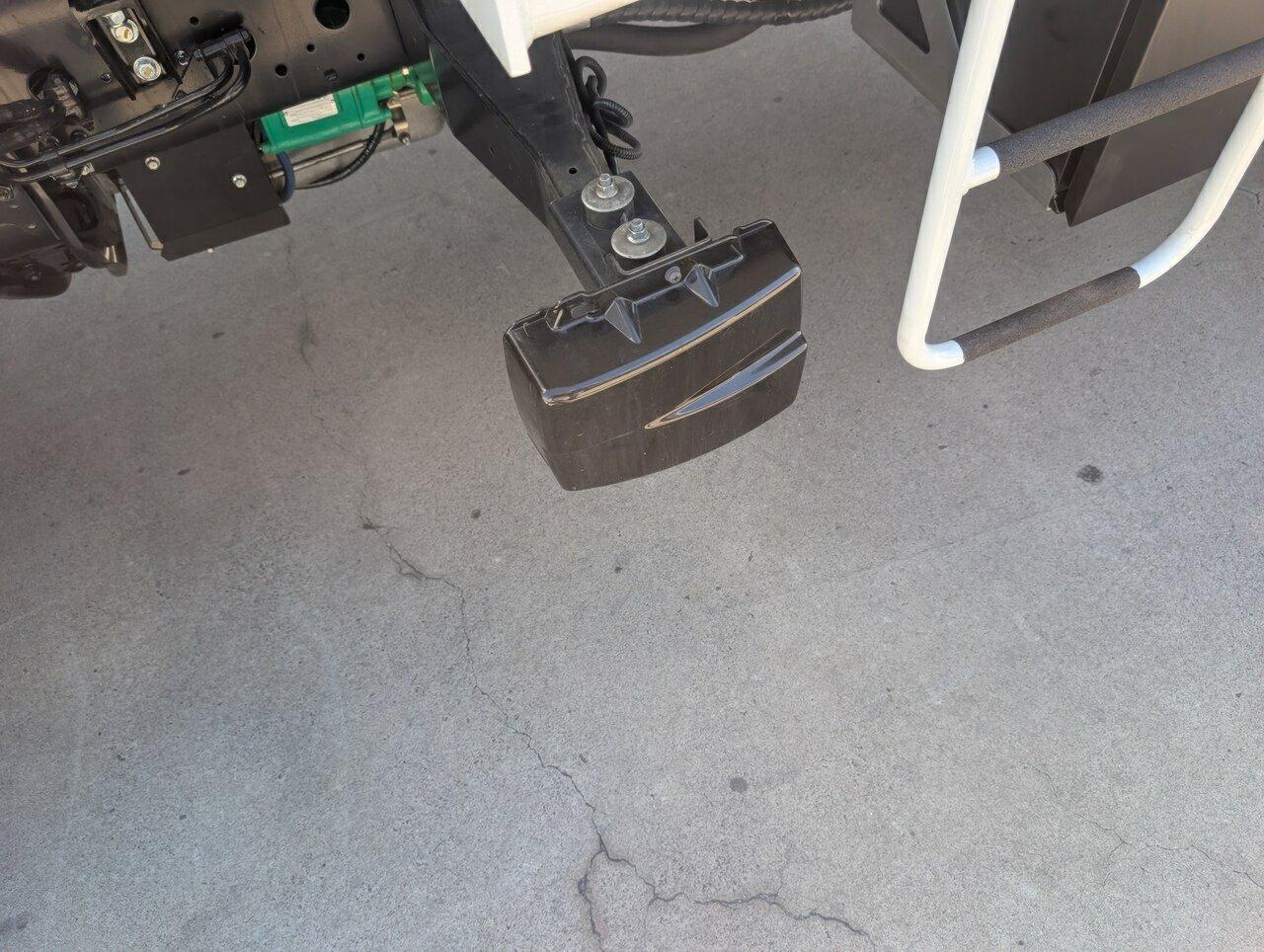 2025 FUSO FIGHTER 1224 4X2 AUTOMATIC SKIP BIN LIFTER