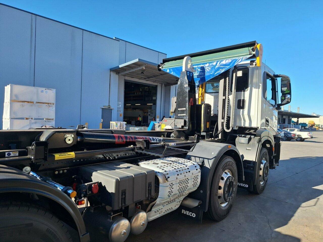 2023 IVECO ACCO AD360 DAY CAB 8X4 C/CHAS
