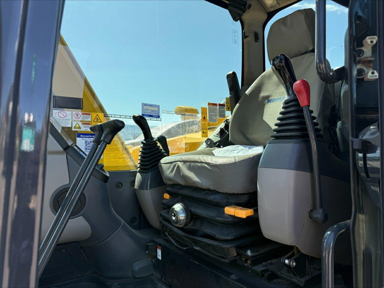 2006 KOMATSU PC78 EXCAVATOR