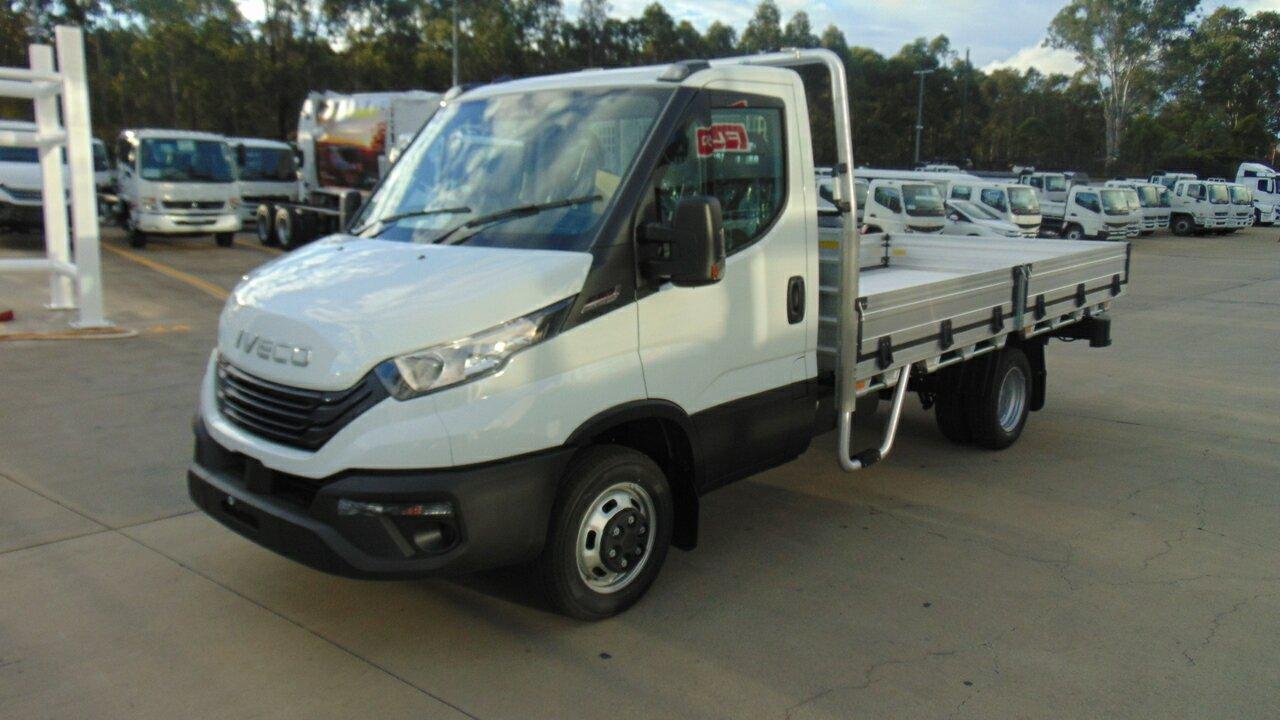 2025 IVECO DAILY MY19 E6 45C18 TRADIE MADE TRAY 8 SP AUTO + DOUBLE OD TRAY
