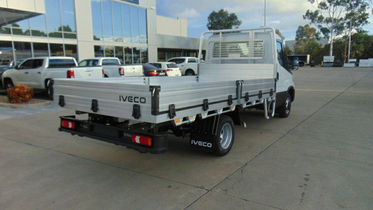 2025 IVECO DAILY MY19 E6 45C18 TRADIE MADE TRAY 8 SP AUTO + DOUBLE OD TRAY