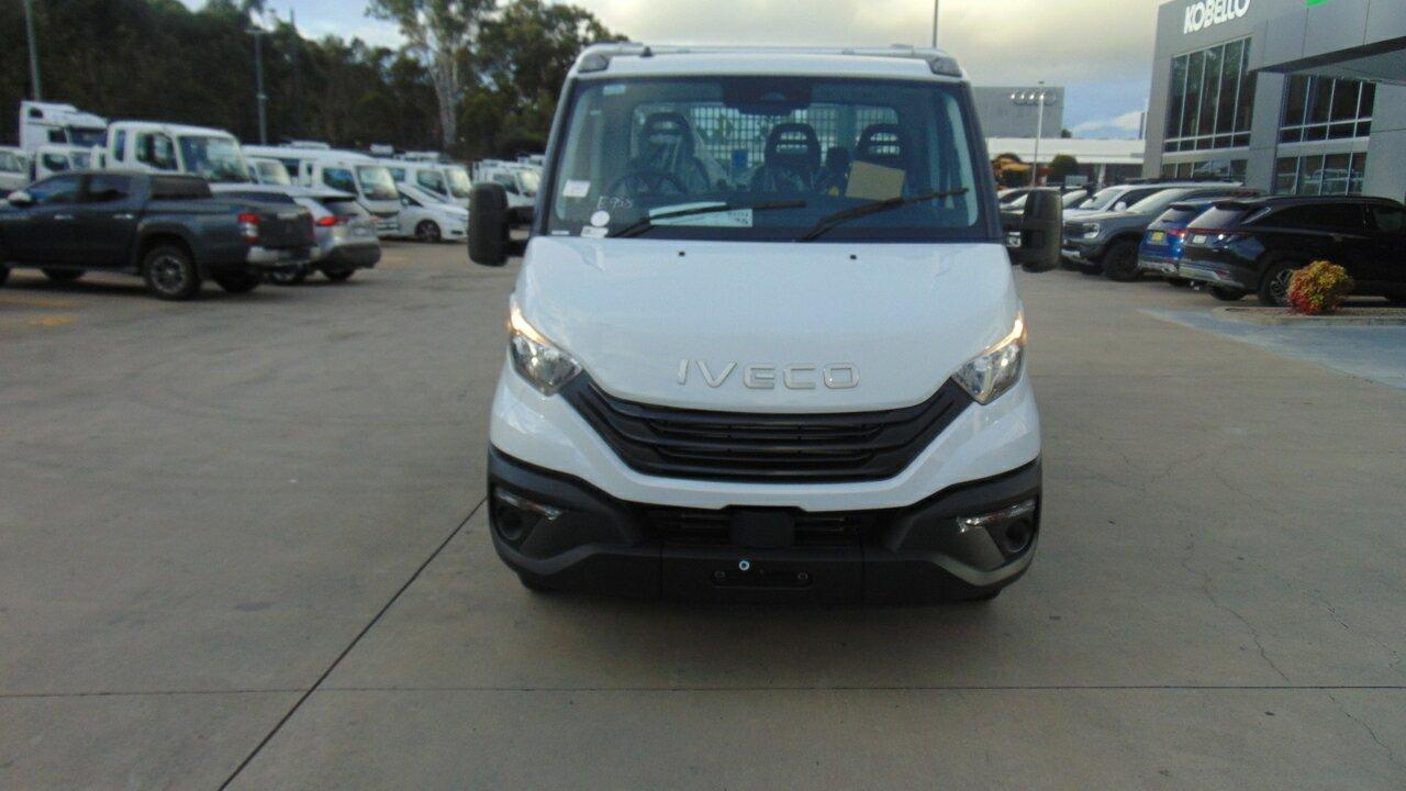 2025 IVECO DAILY MY19 E6 45C18 TRADIE MADE TRAY 8 SP AUTO + DOUBLE OD TRAY