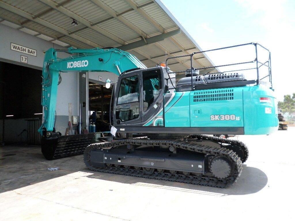 KOBELCO EXCAVATOR