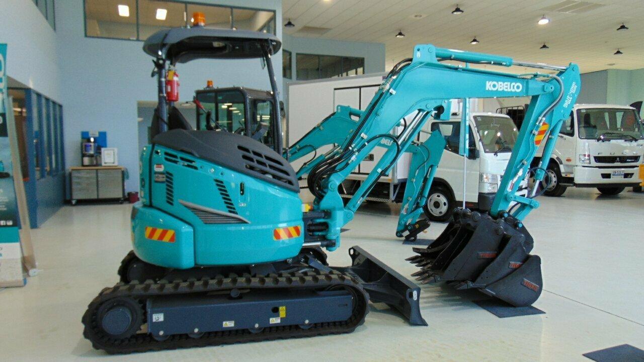 KOBELCO EXCAVATOR