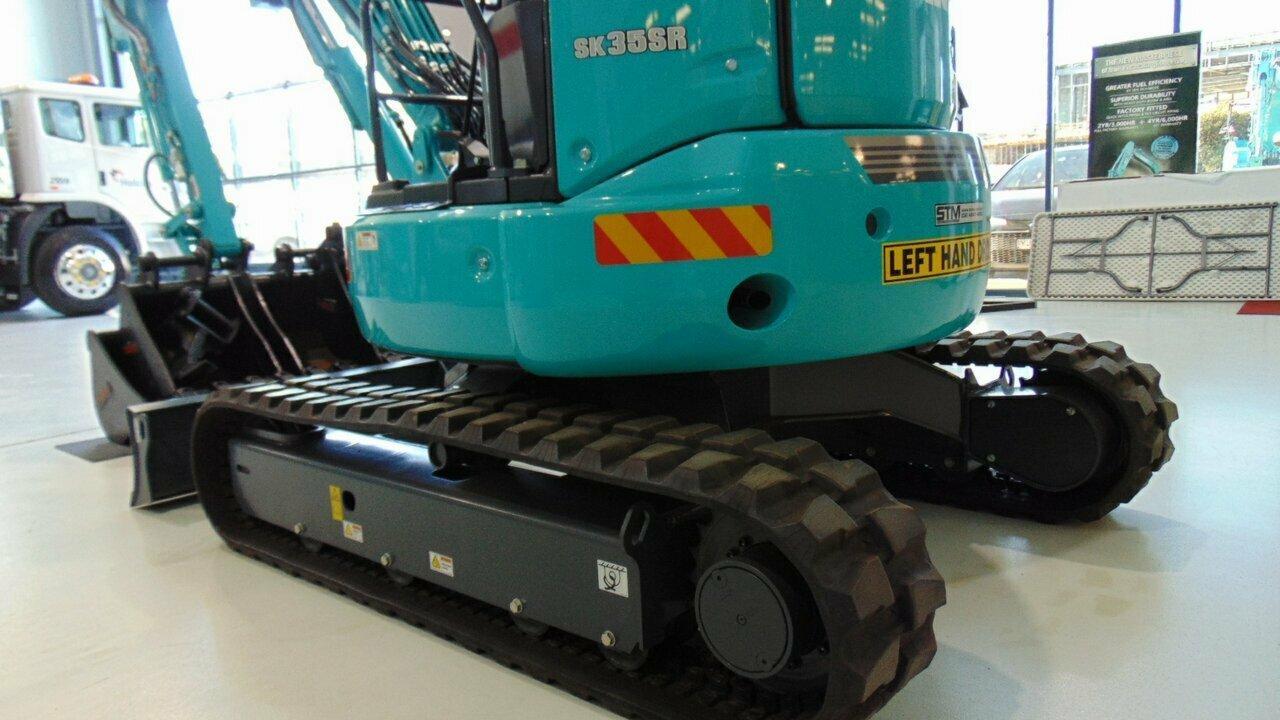 KOBELCO EXCAVATOR