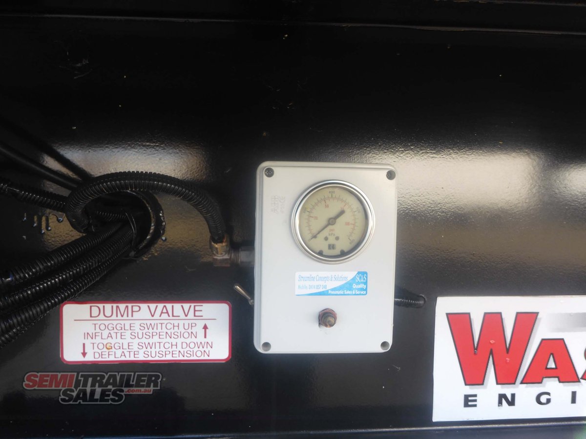 2005 VAWDREY SEMI COMPACTOR TRAILER