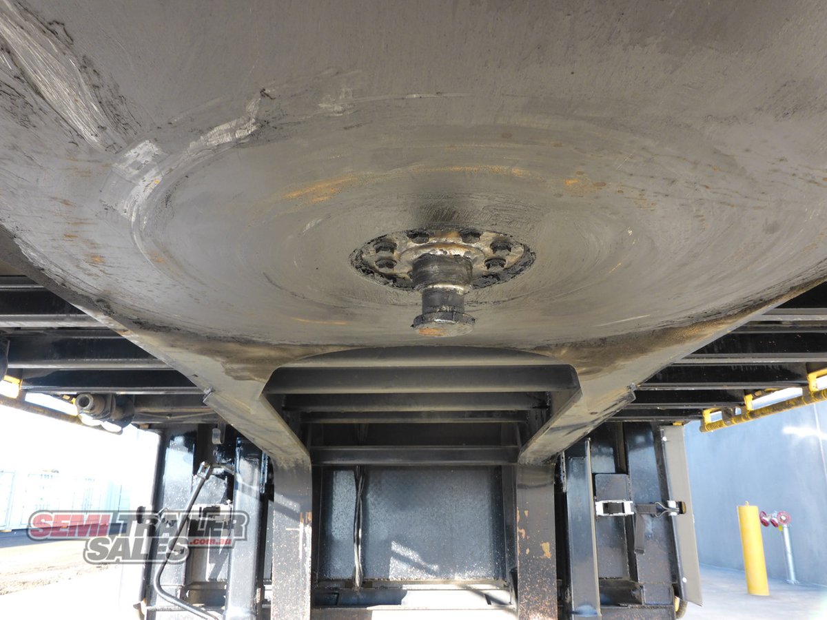 VAWDREY CURTAINSIDER TRAILER