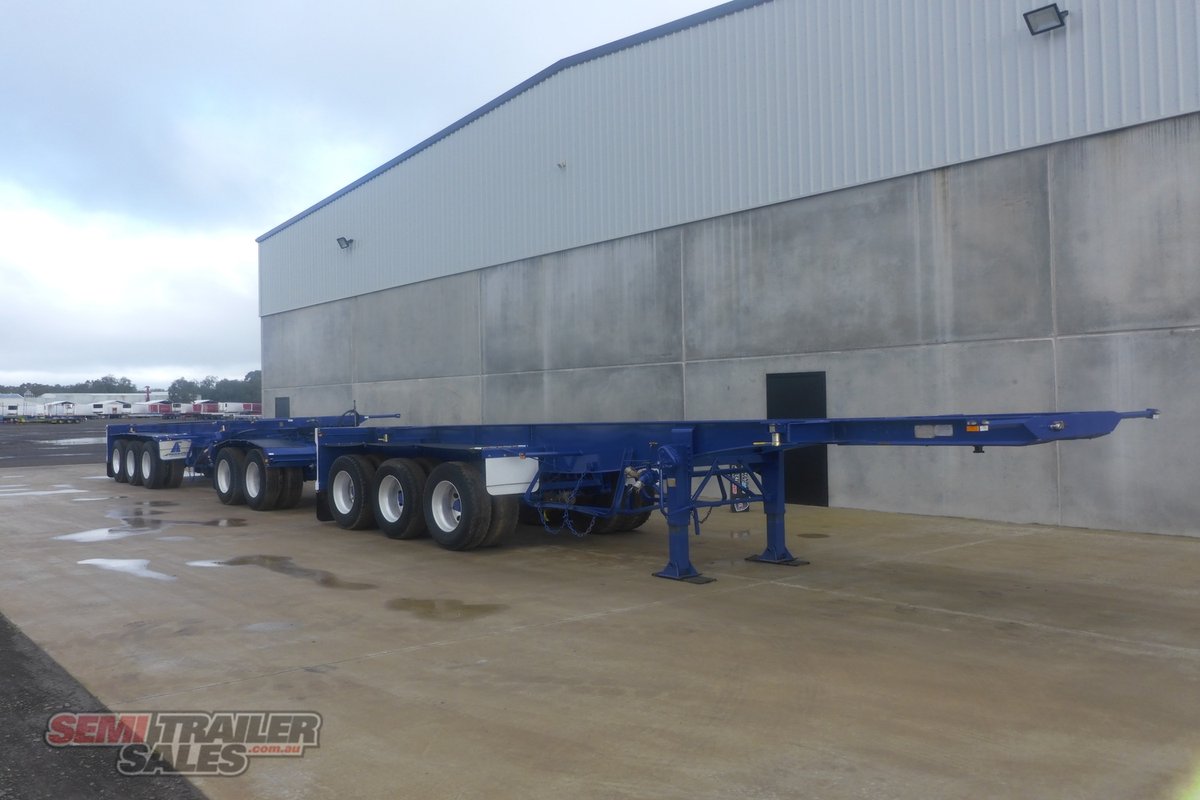 2014 HOWARD PORTER SKELETAL TRAILER