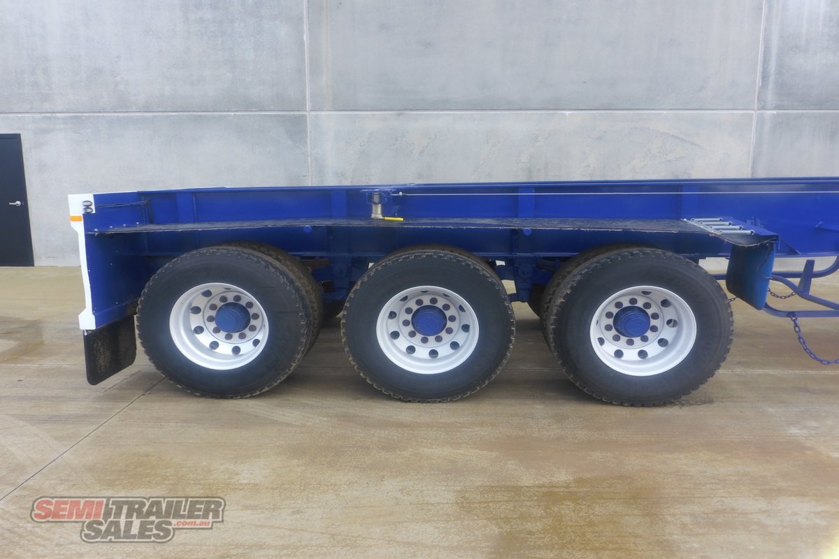 2014 HOWARD PORTER SKELETAL TRAILER