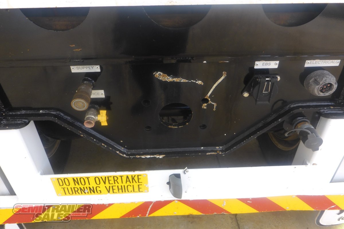 10/2021 BOOMER BOGIE CHASSIS TIPPER TRAILER