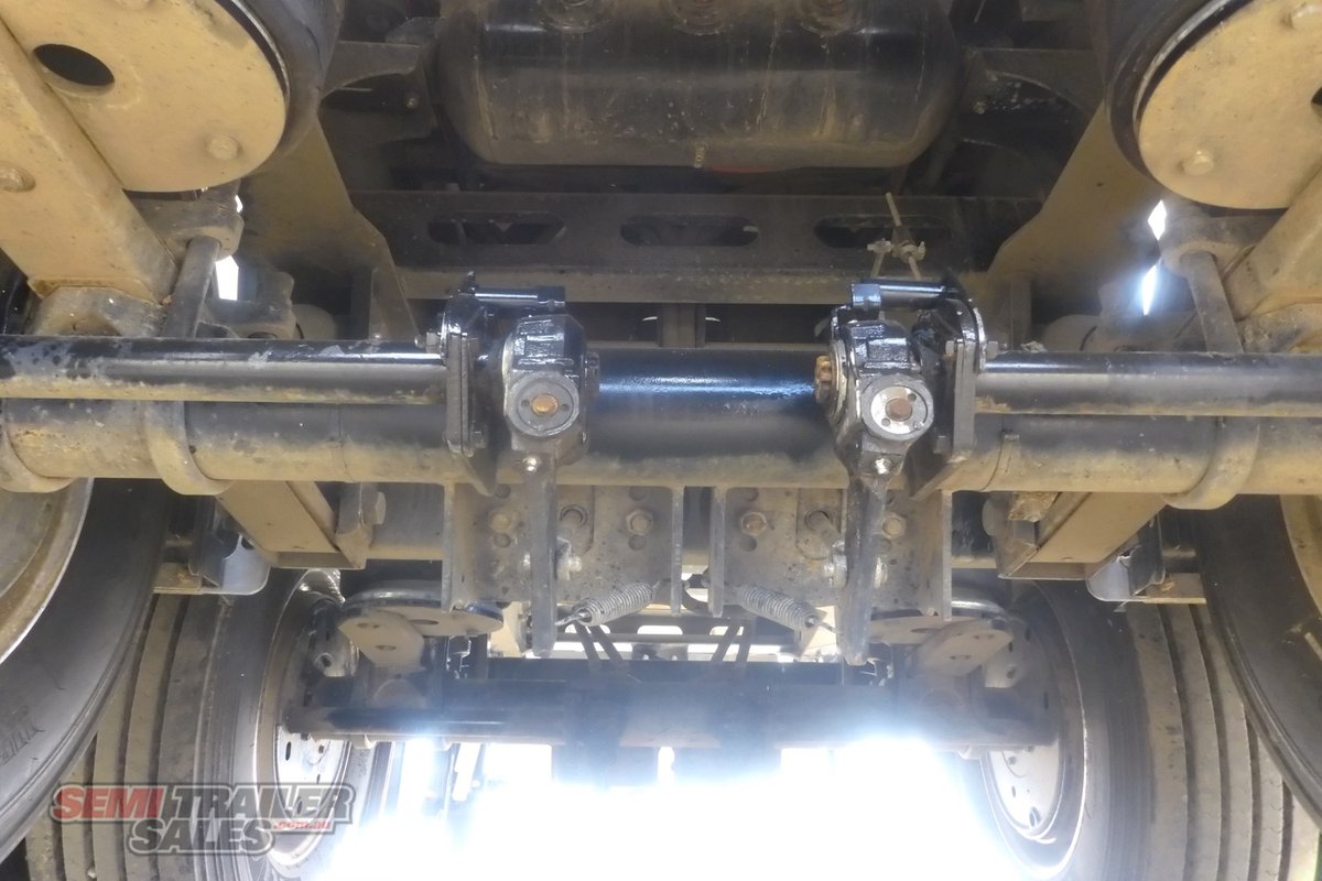 10/2021 BOOMER BOGIE CHASSIS TIPPER TRAILER