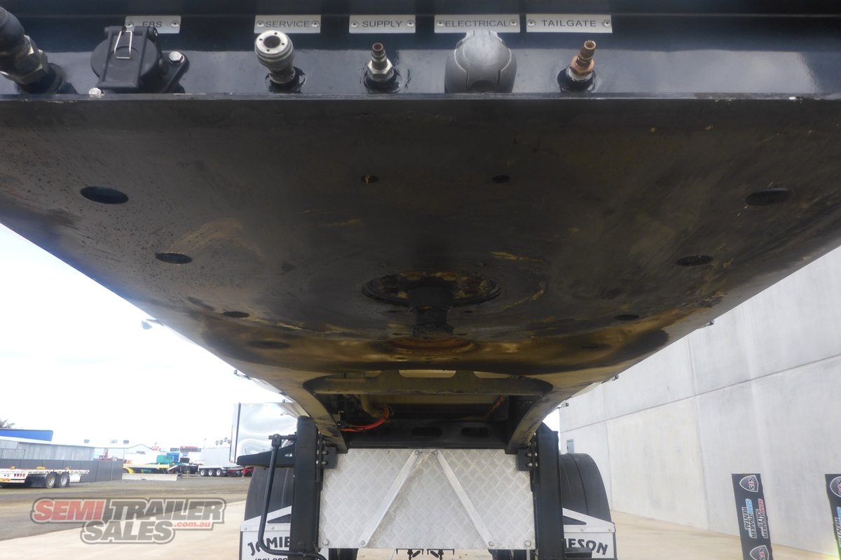 10/2021 BOOMER BOGIE CHASSIS TIPPER TRAILER