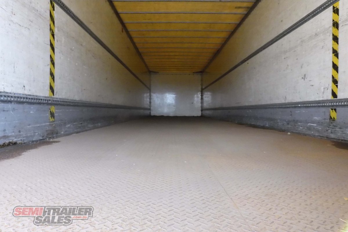 2001 SOUTHERN CROSS & 2017 VAWDREY 34 PALLET PANTECH TRAILER 