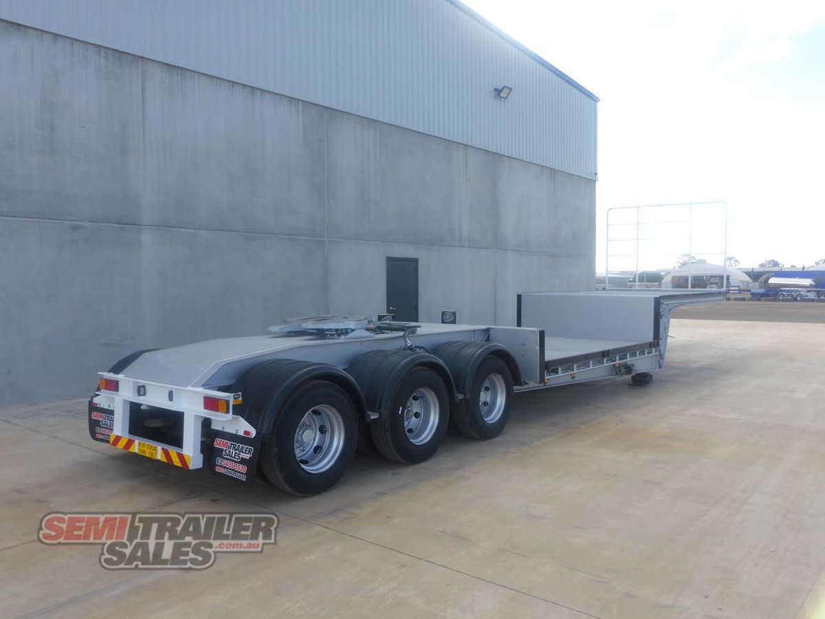 2000 MAXITRANS DROP DECK A TRAILER