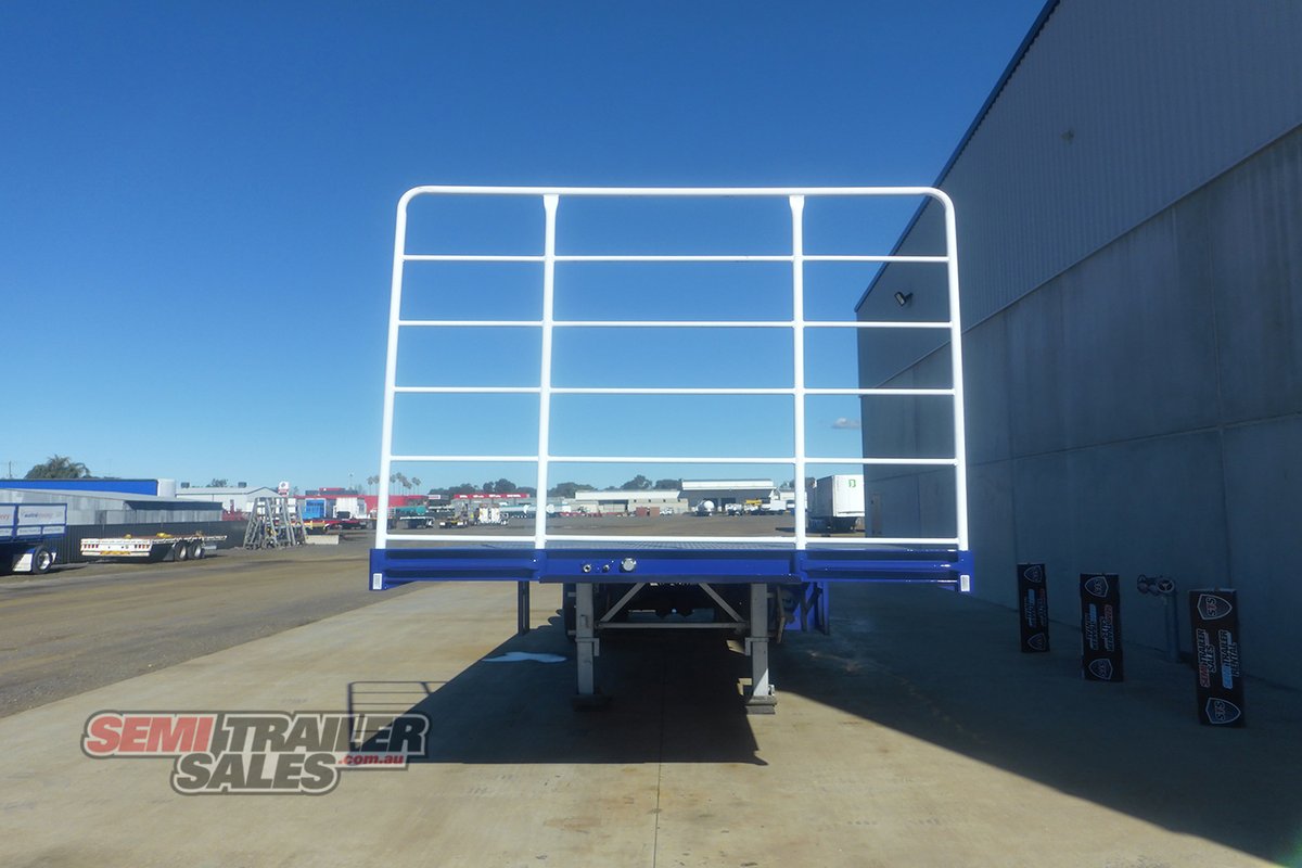 08/2014 MAXITRANS 12 PALLET FLAT TOP A TRAILER