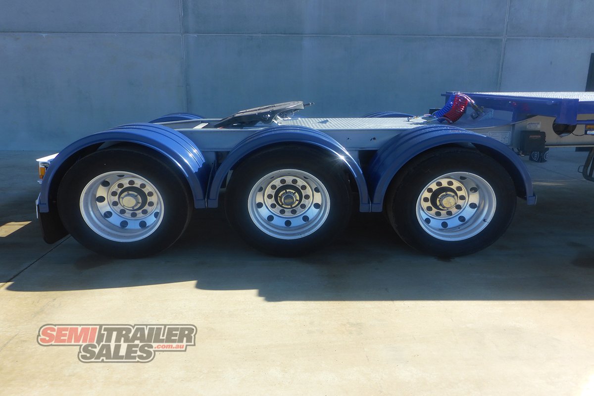 08/2014 MAXITRANS 12 PALLET FLAT TOP A TRAILER