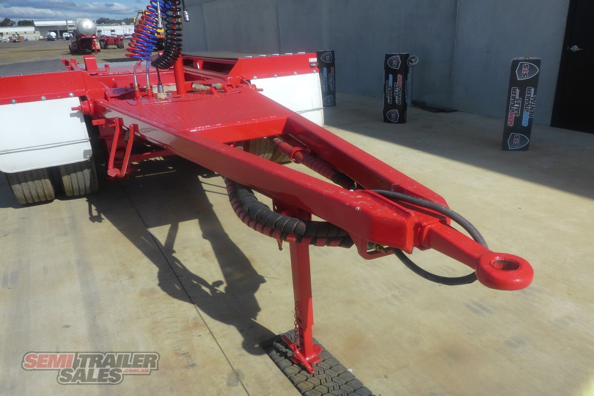 11/2018 MOORE TRI AXLE DOLLY TRAILER