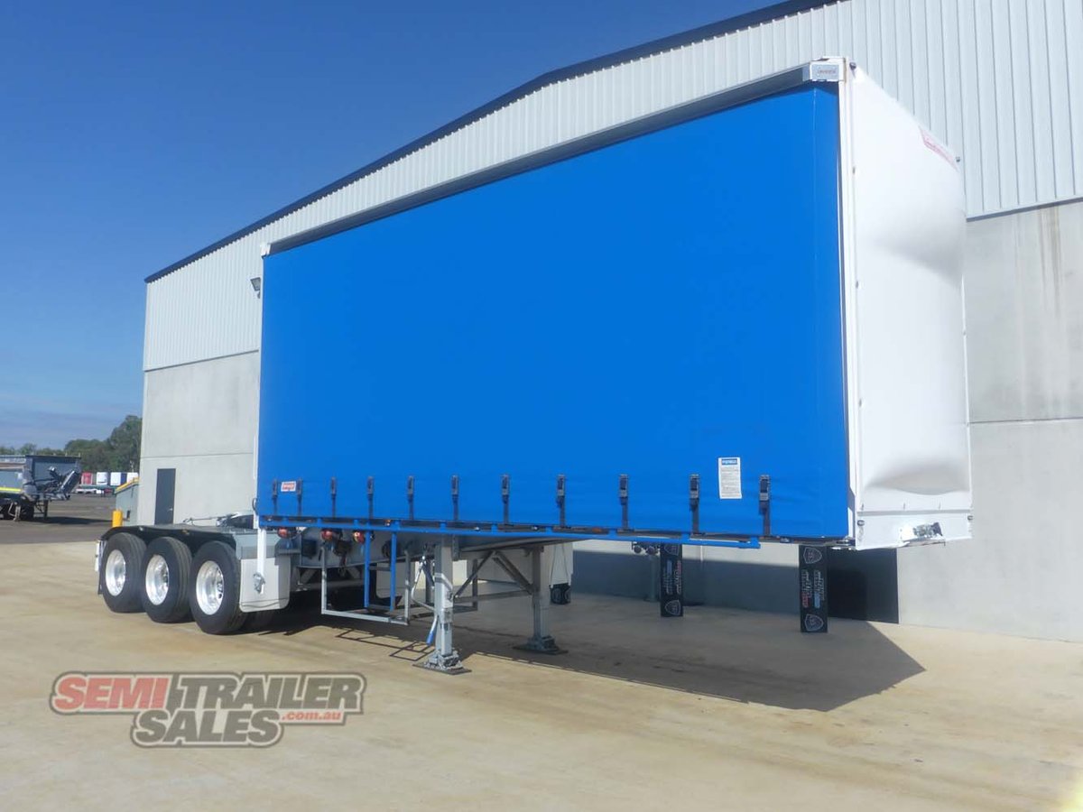 BARKER CURTAINSIDER TRAILER