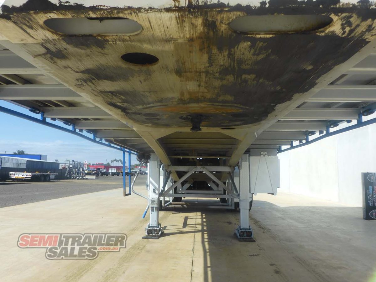BARKER CURTAINSIDER TRAILER