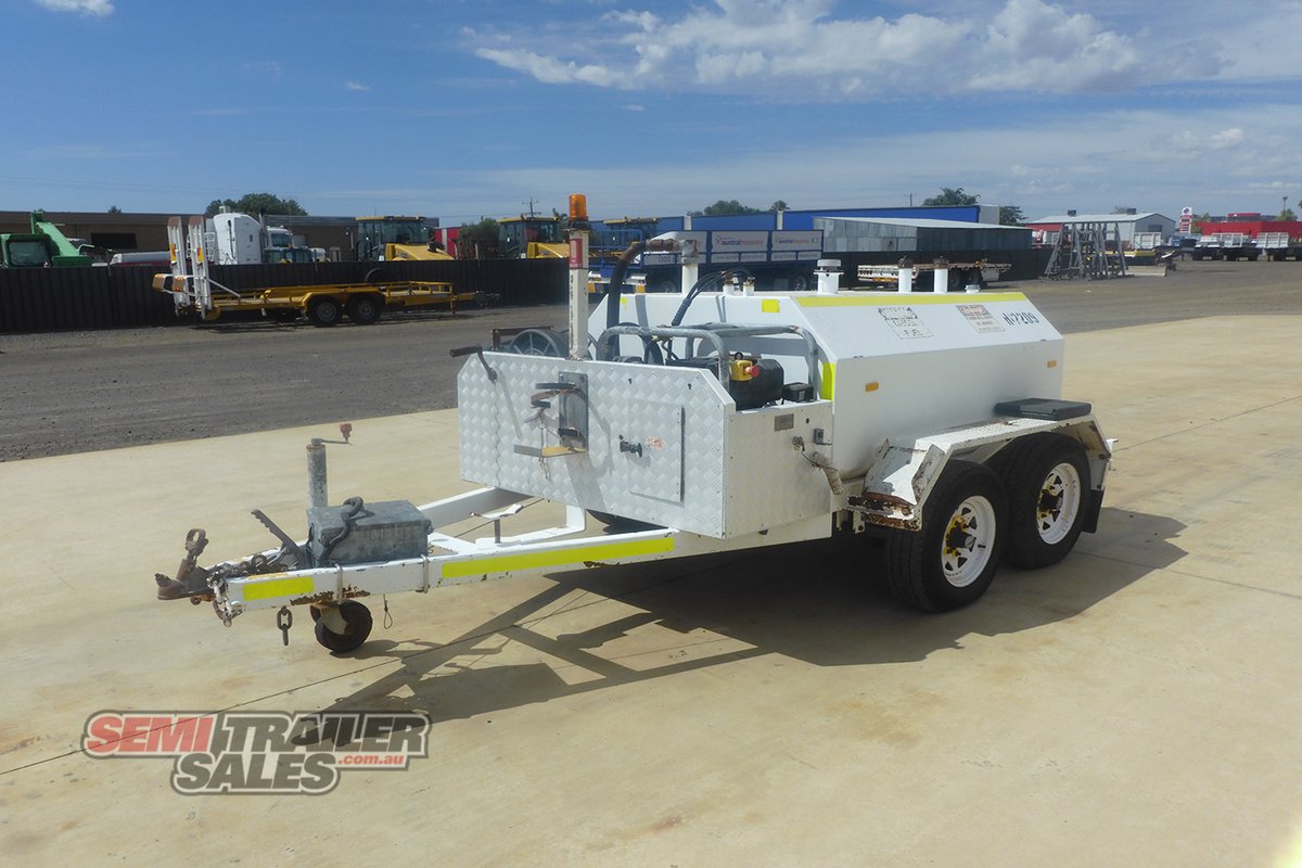 2011 PUMPS AUSTRALIA TANKER TANKER