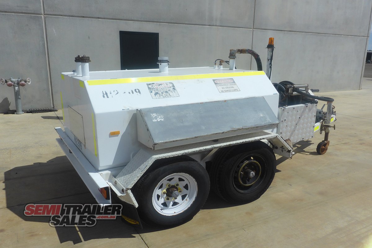 2011 PUMPS AUSTRALIA TANKER TANKER