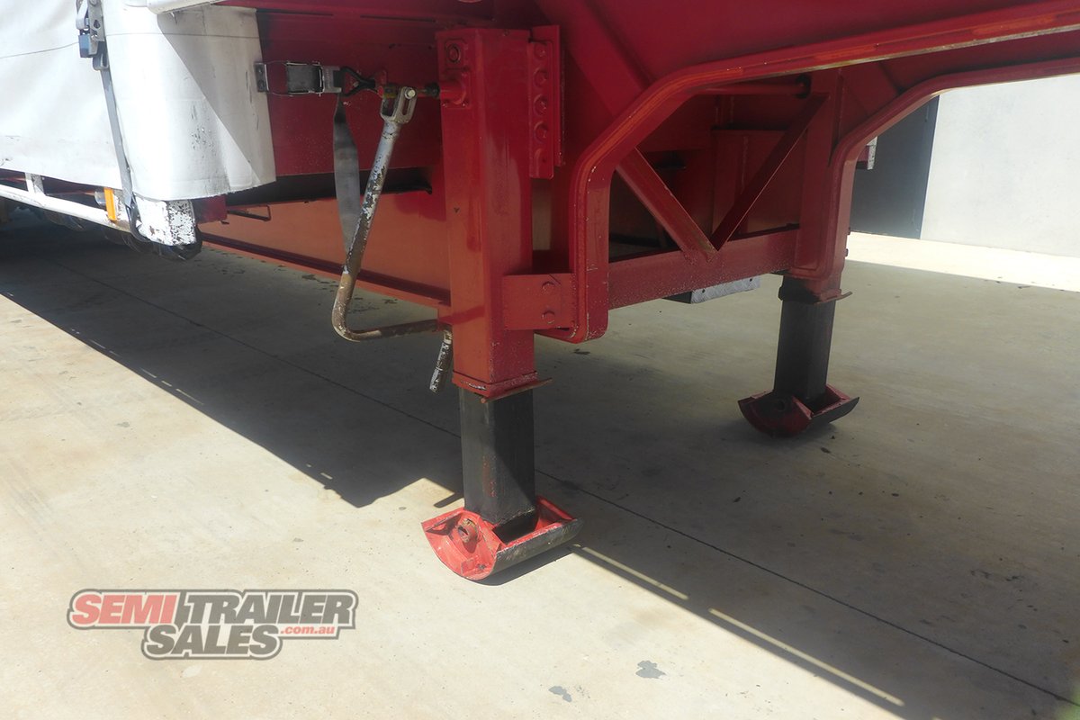 KRUEGER CURTAINSIDER TRAILER