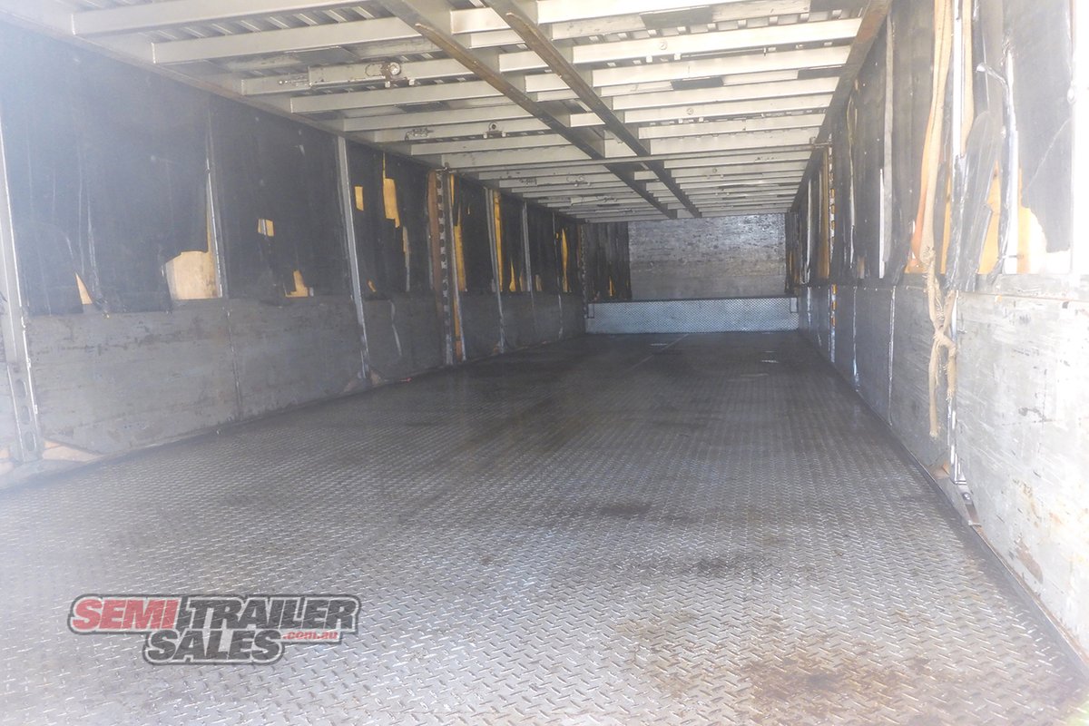 KRUEGER CURTAINSIDER TRAILER