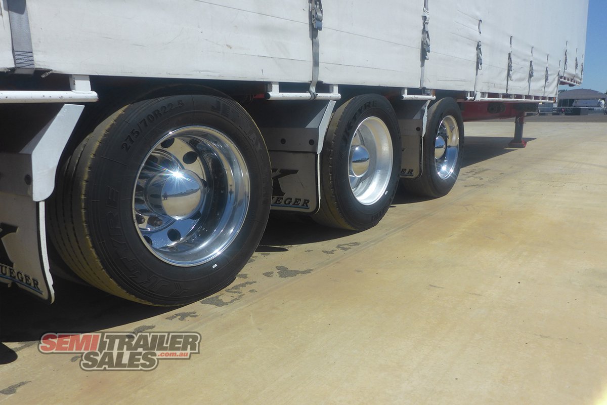 KRUEGER CURTAINSIDER TRAILER