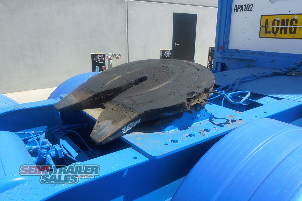 VAWDREY CURTAINSIDER TRAILER